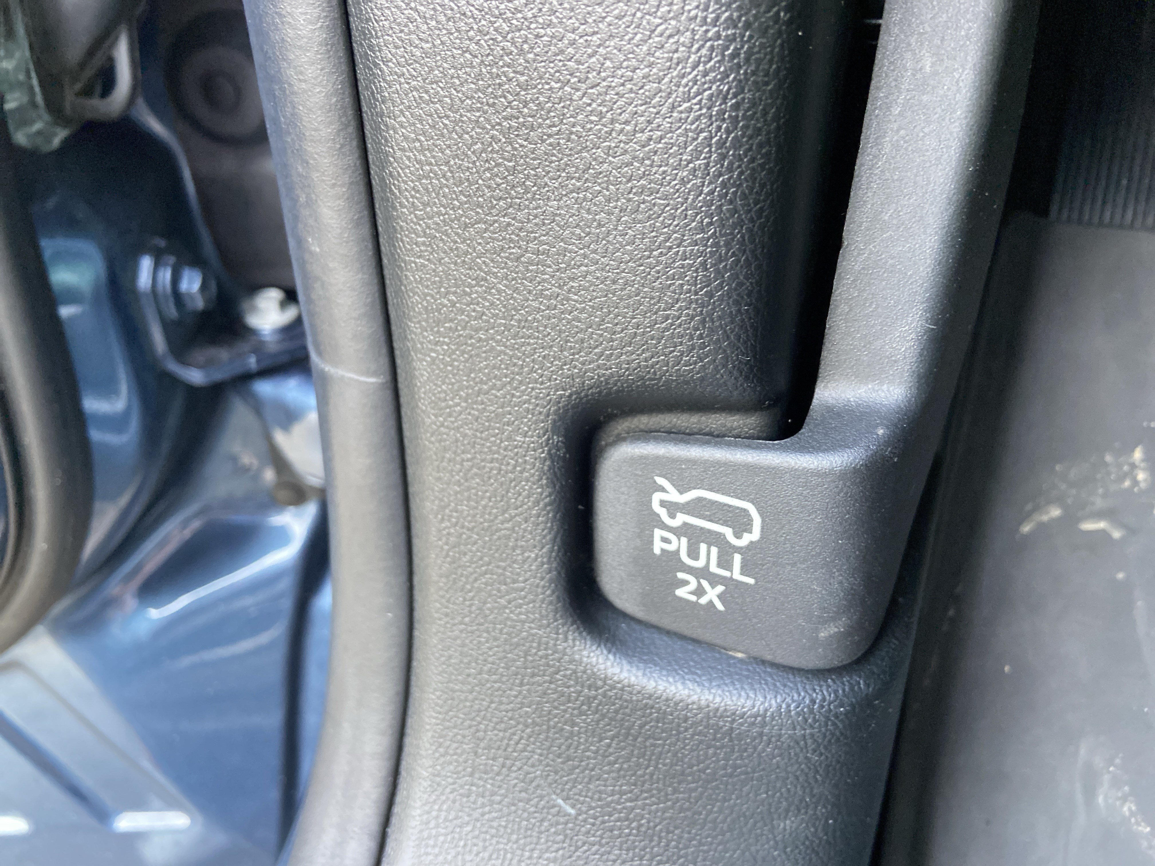 Used 2020 Blue Metallic Ford XLT image 46