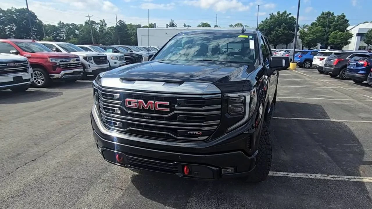 Used 2024 Onyx Black GMC AT4 image 3