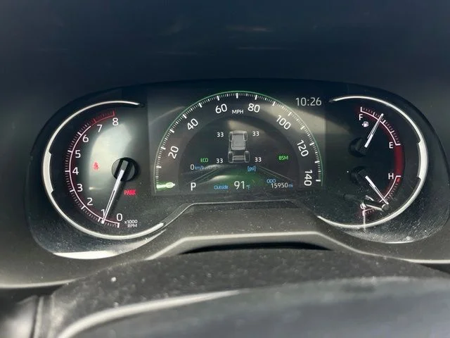 Used 2024 Beige Toyota XLE Premium image 13