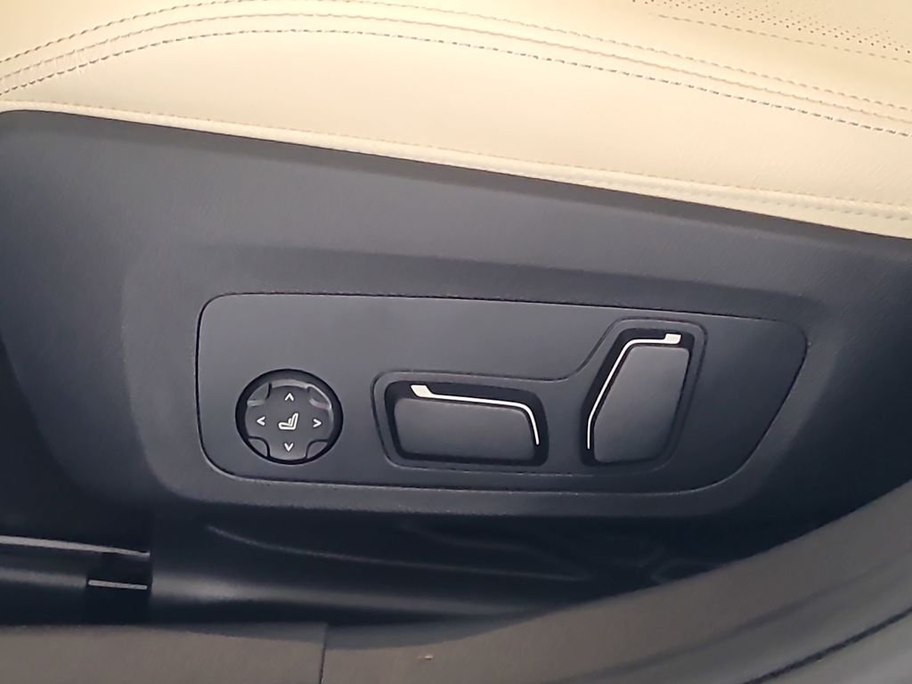New 2026 Jet Black BMW 330i image 15
