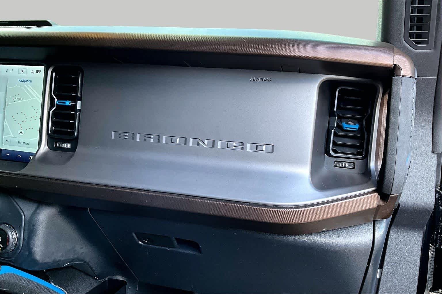 Used 2022 Shadow Black Ford Outer Banks image 19