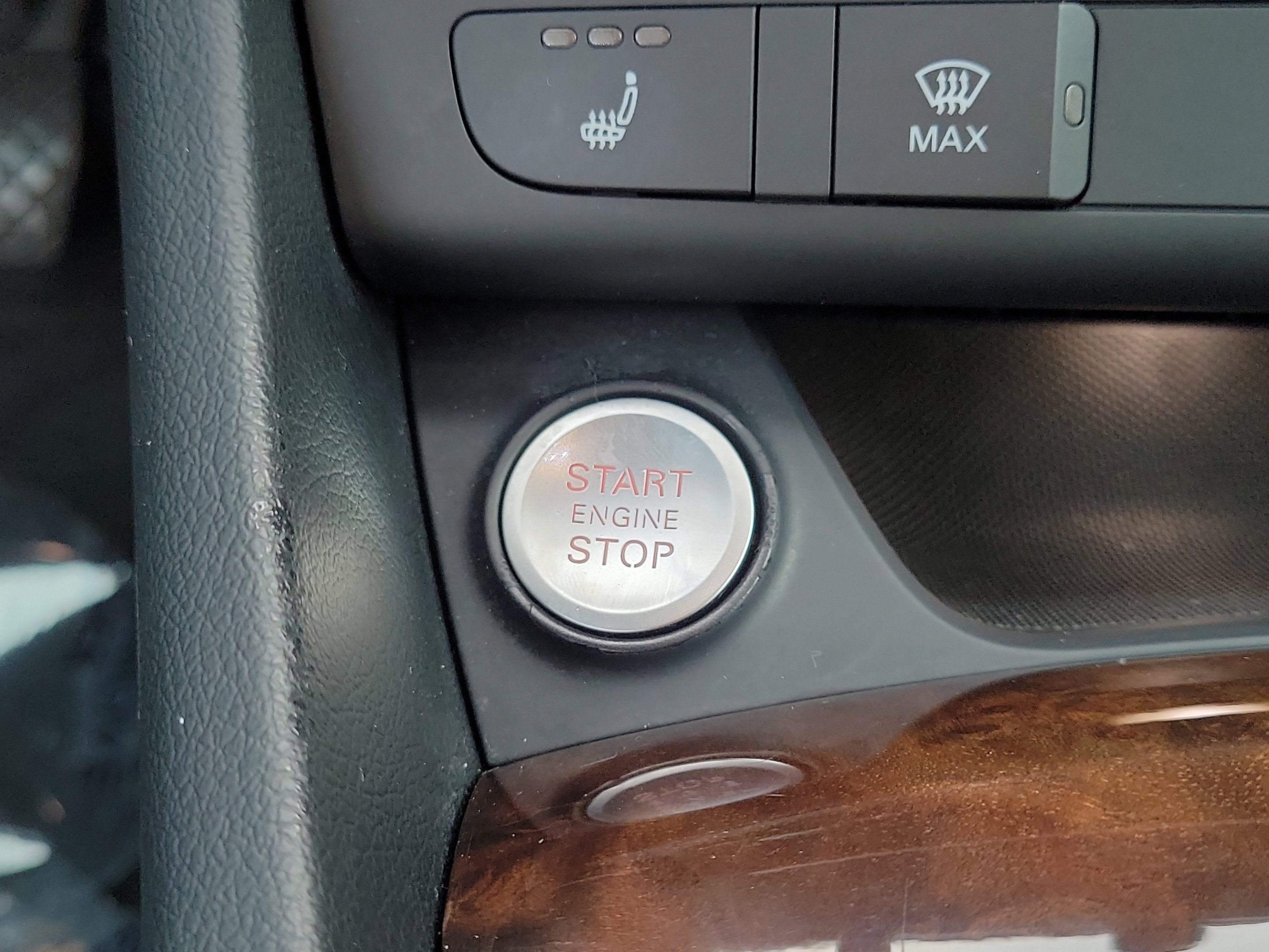 Used 2018 Silver Metallic Audi 2.0T Premium Plus image 19