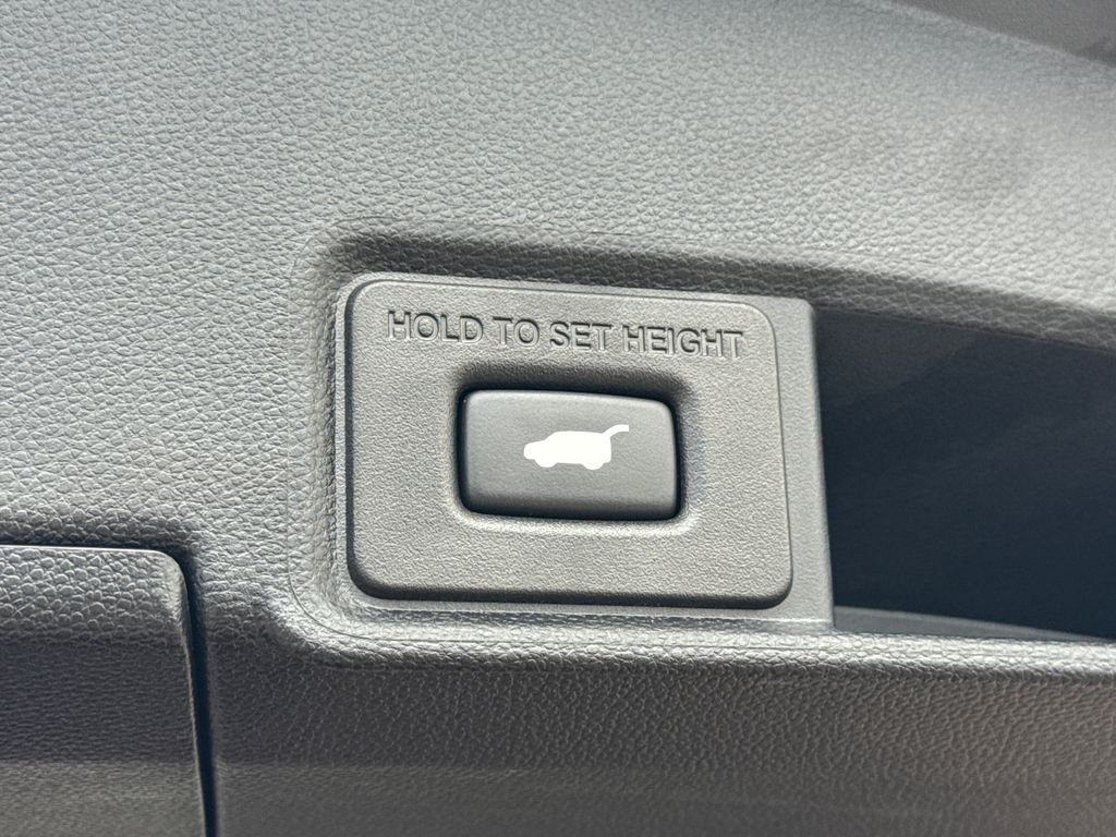 Used 2020 Red Acura Base image 11