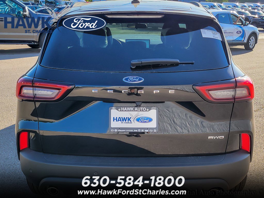 New 2026 Agate Black Metallic Ford ST-Line image 5