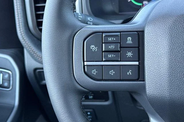 2025 Ford F-150 Lightning Lariat - Photo 27