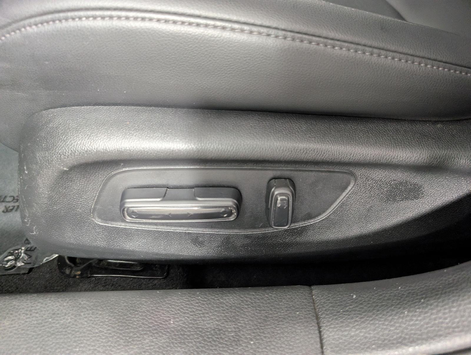 Used 2022 Meteorite Gray Metallic Honda Sport Touring image 15