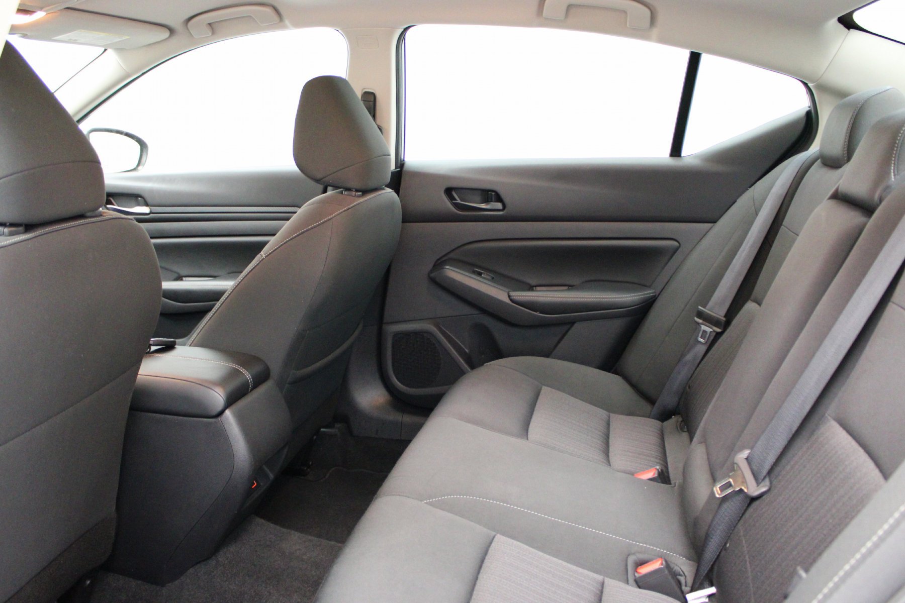 Used 2024 Gun Metallic Nissan 2.5 SV Sedan image 23