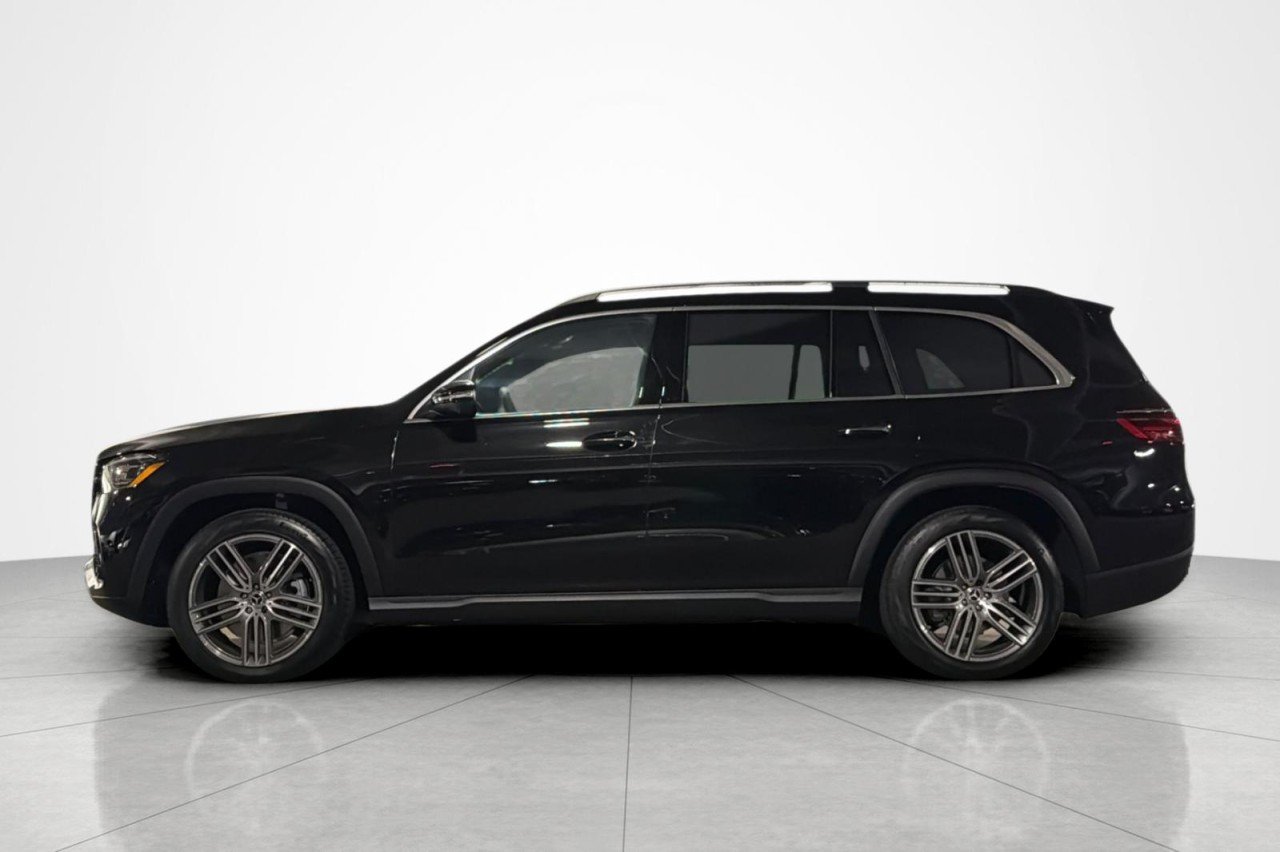 New 2026 Obsidian Black Metallic Mercedes-Benz GLS 450 4MATIC® SUV image 2