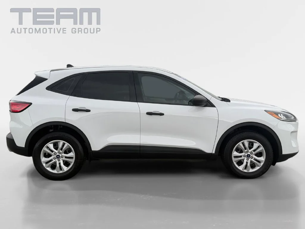 Used 2022 White Ford S image 8