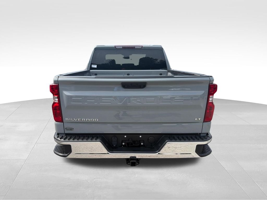 Used 2024 Gray Chevrolet LT image 4