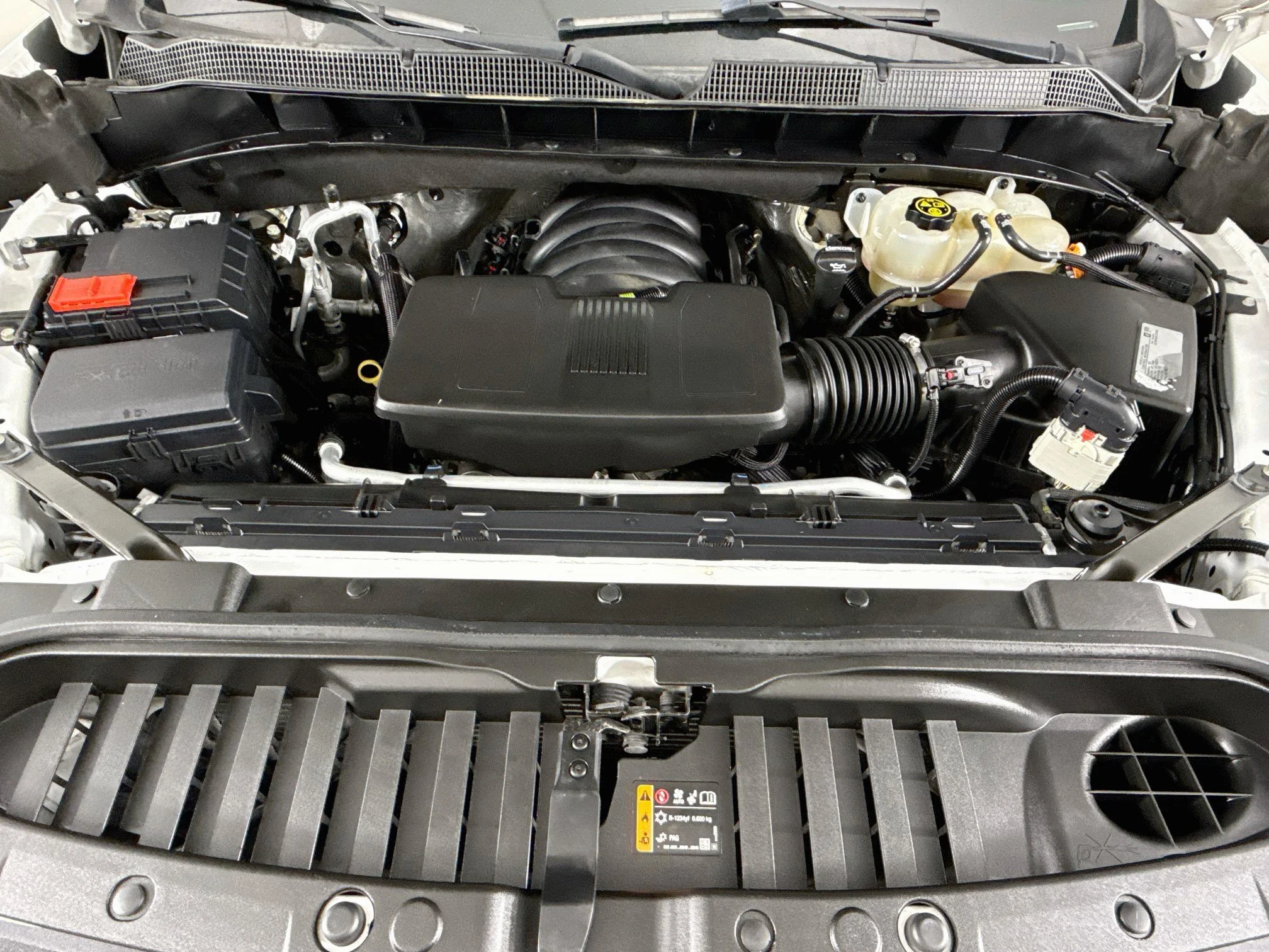Used 2020 SUMMIT WHITE Chevrolet LTZ image 32