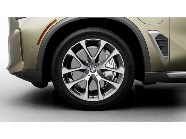 New 2026 Manhattan Green Metallic BMW xDrive50e image 7
