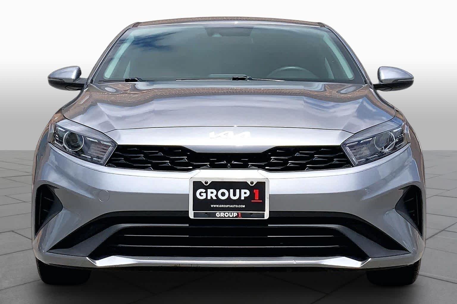 Used 2024 Steel Gray Kia LXS image 4