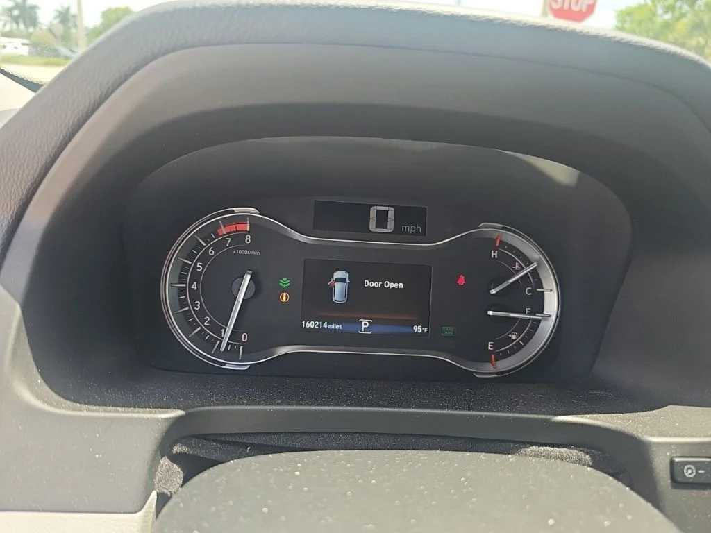 Used 2018 Modern Steel Metallic Honda EX image 26