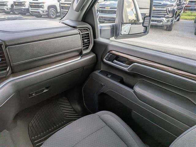 2025 Chevrolet Silverado 2500HD LT - Photo 16