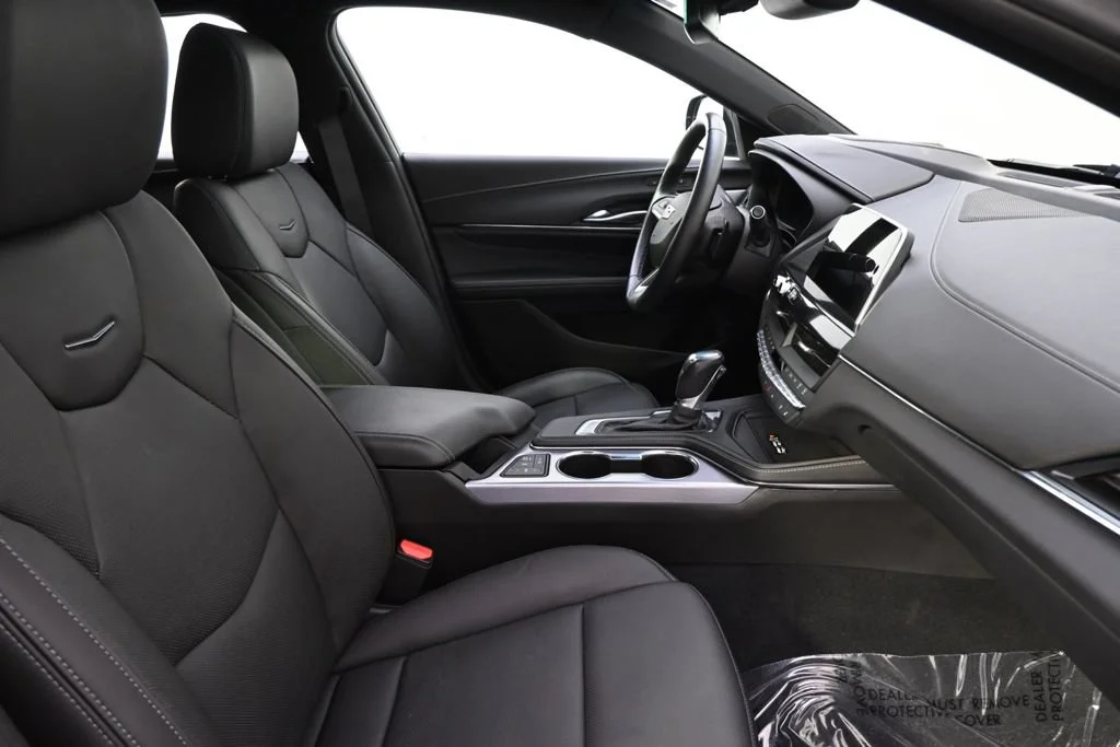 Certified Used 2025 Black Raven Cadillac Premium Luxury image 16