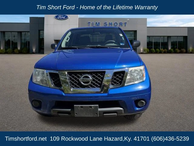 Used 2015 Blue Nissan SV image 2