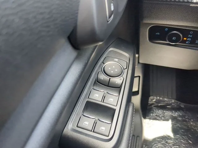 New 2026 Shadow Black Ford XLT image 24