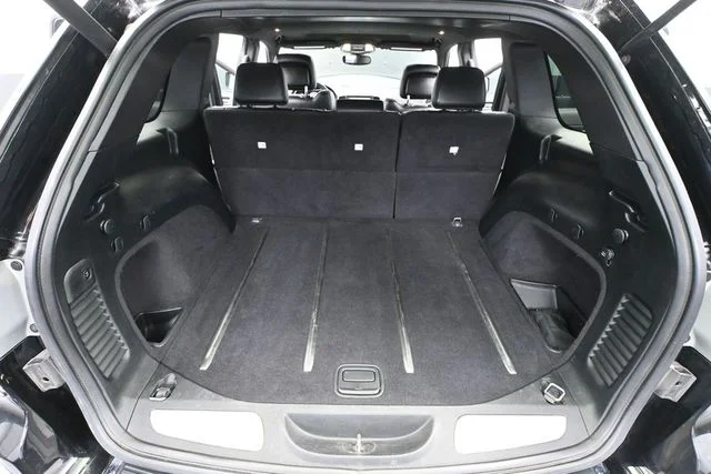 Used 2017 Black Jeep Limited image 37