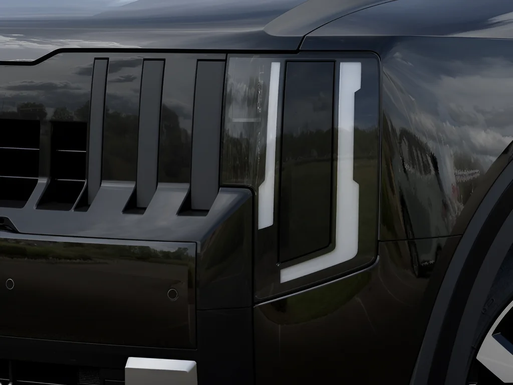 New 2027 Ebony Black Kia S image 11