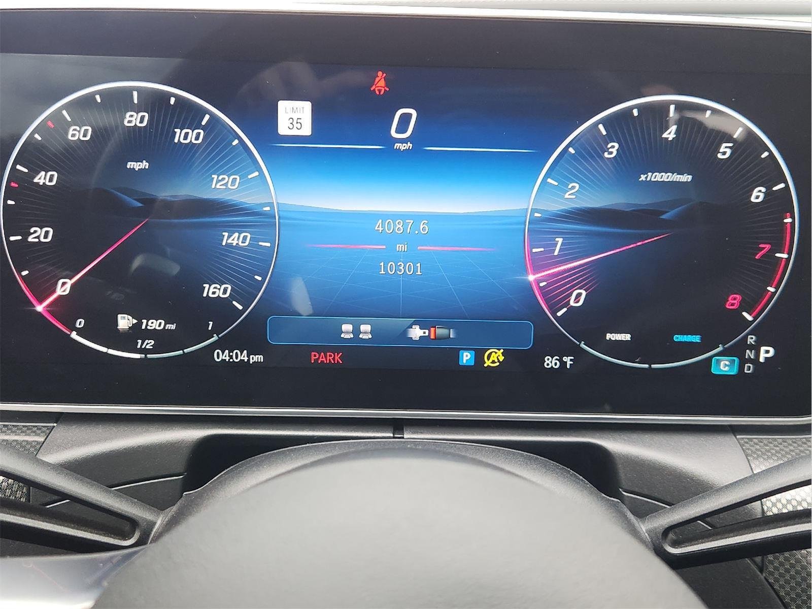 Used 2024 Gray Mercedes-Benz 4MATIC® image 16