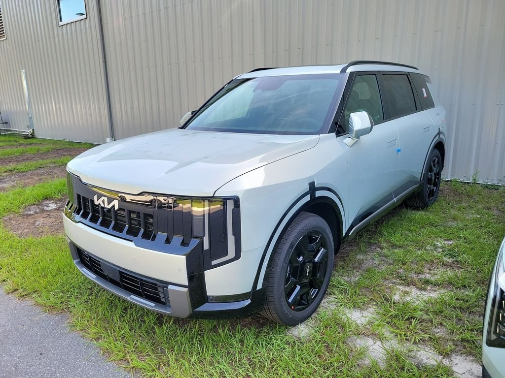New 2027 Ivory Silver Kia SX image 3
