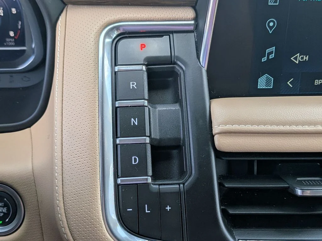 Used 2024 Black Chevrolet Premier image 17