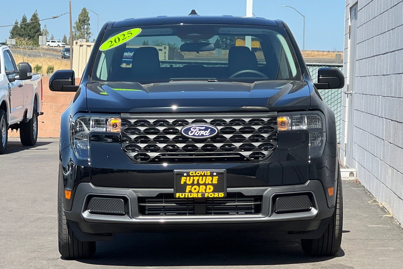 2025 Ford Maverick XLT - Photo 8