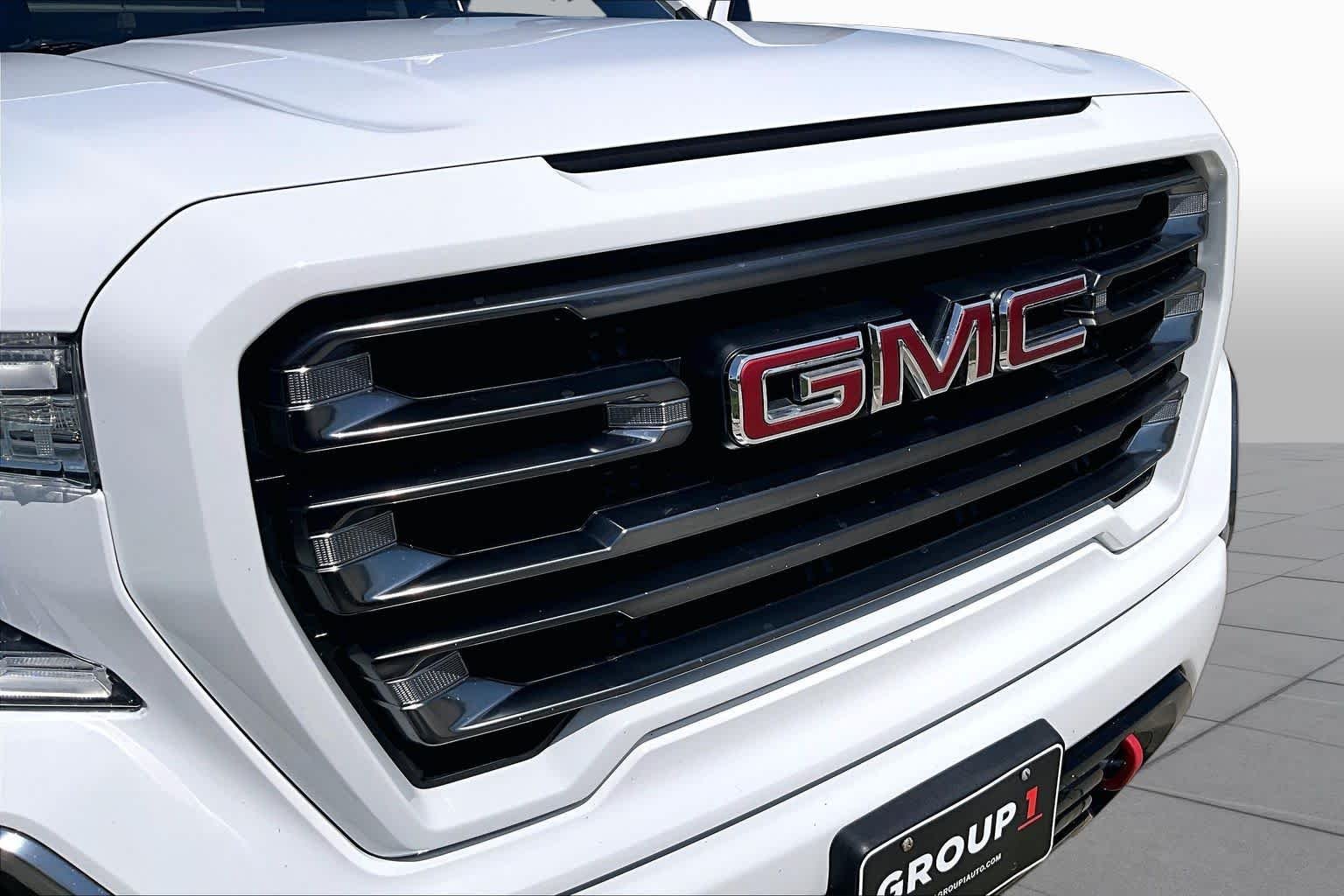 Used 2021 SUMMIT WHITE GMC AT4 image 30