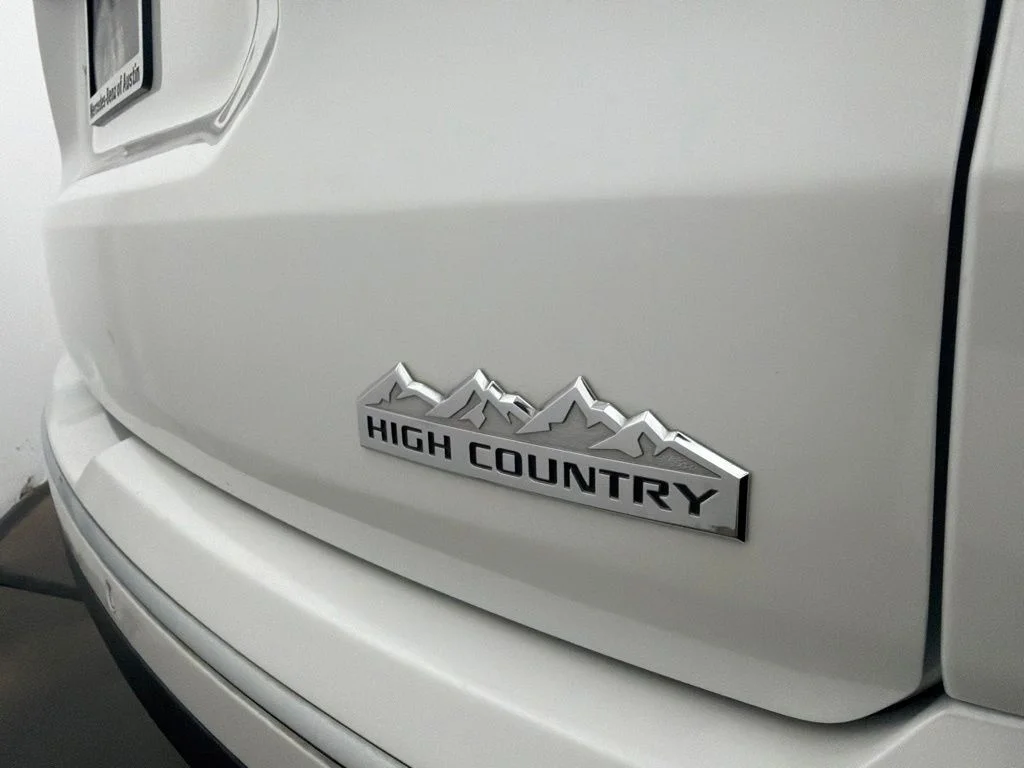 Used 2019 Beige Chevrolet High Country image 13