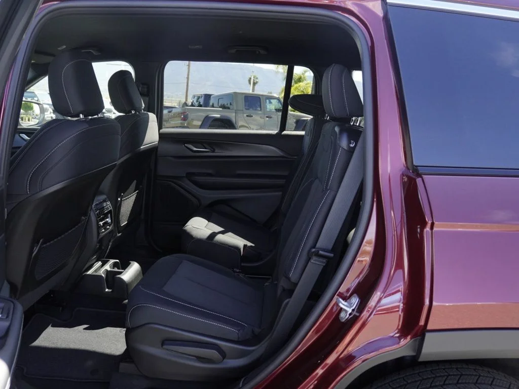 New 2026 Velvet Red Pearlcoat Jeep Laredo image 21
