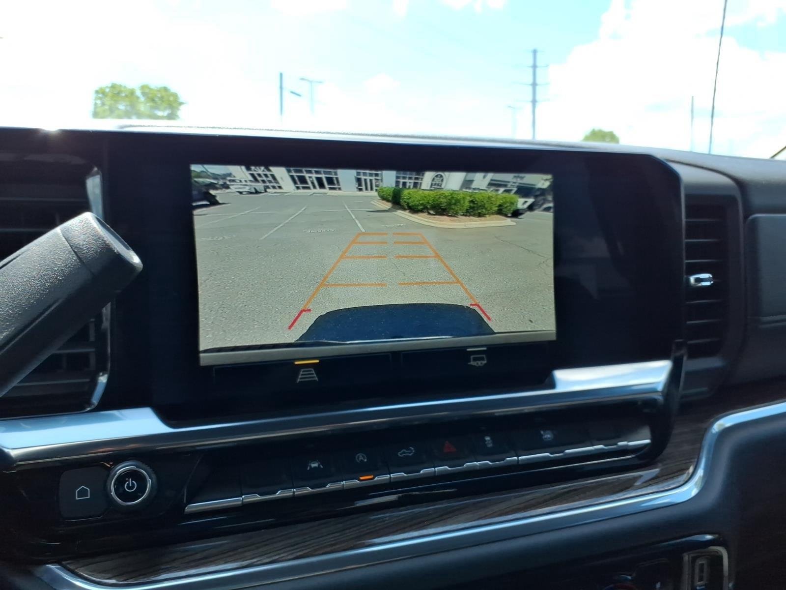 Used 2025 Black Chevrolet LT image 4