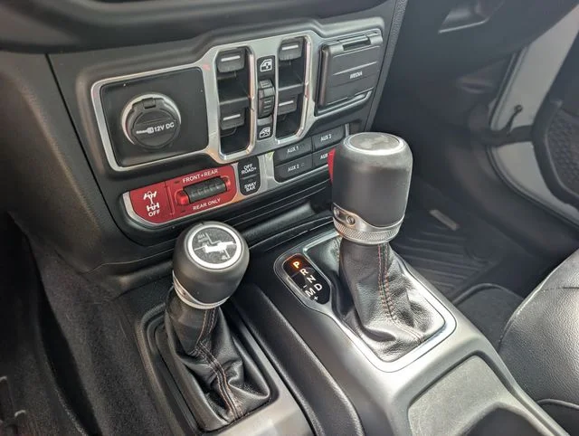 Used 2023 Earl Clearcoat Jeep Rubicon 392 image 18