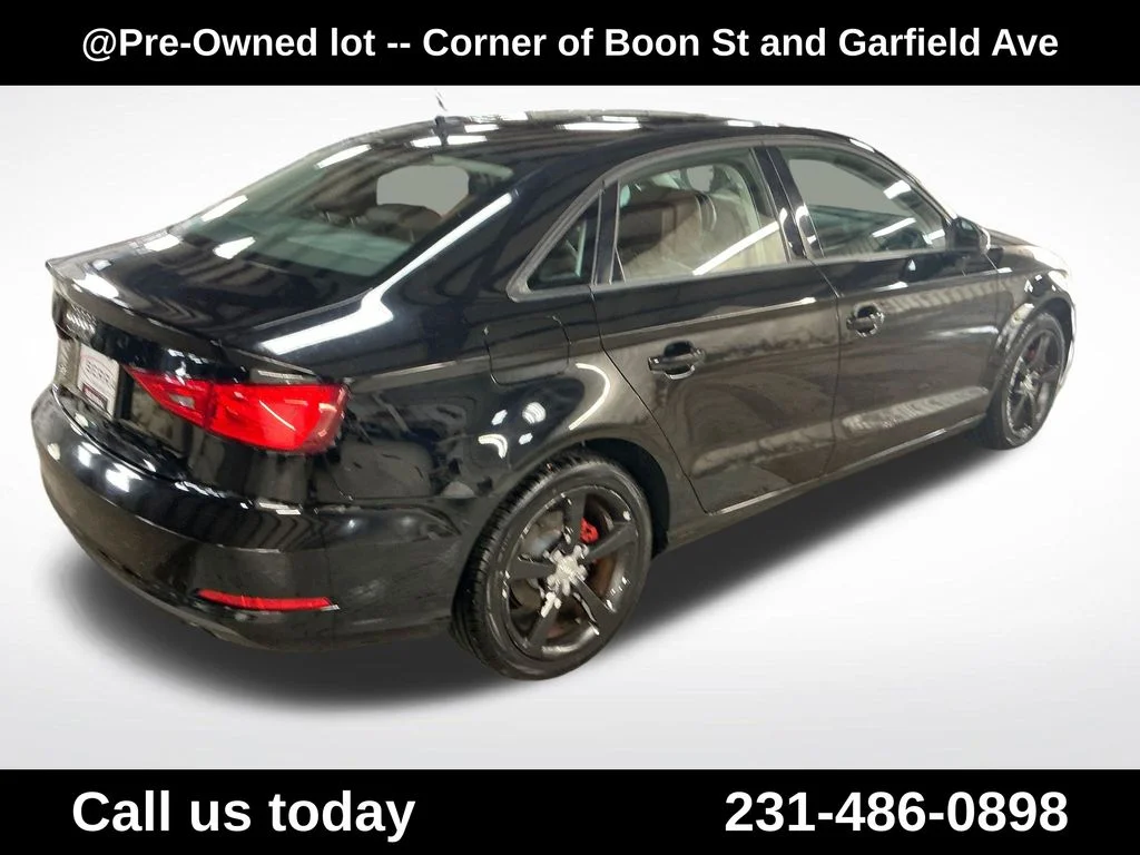 Used 2015  Audi 1.8T Premium image 5