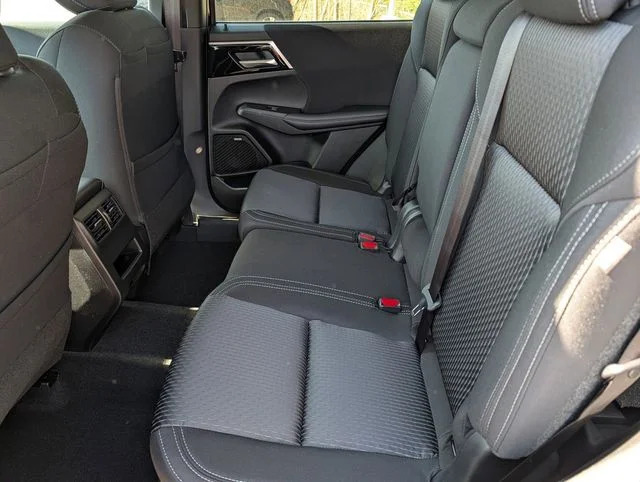 New 2026 Black Diamond Mitsubishi ES image 5