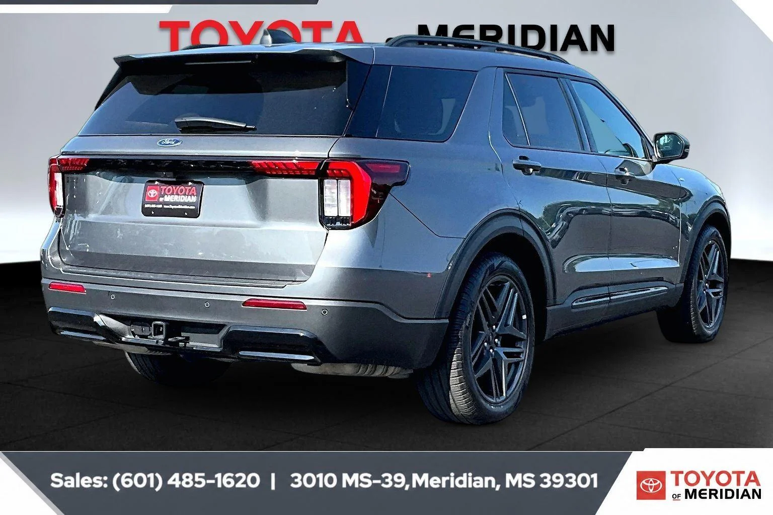 Used 2026 Carbonized Gray Ford ST-Line image 11