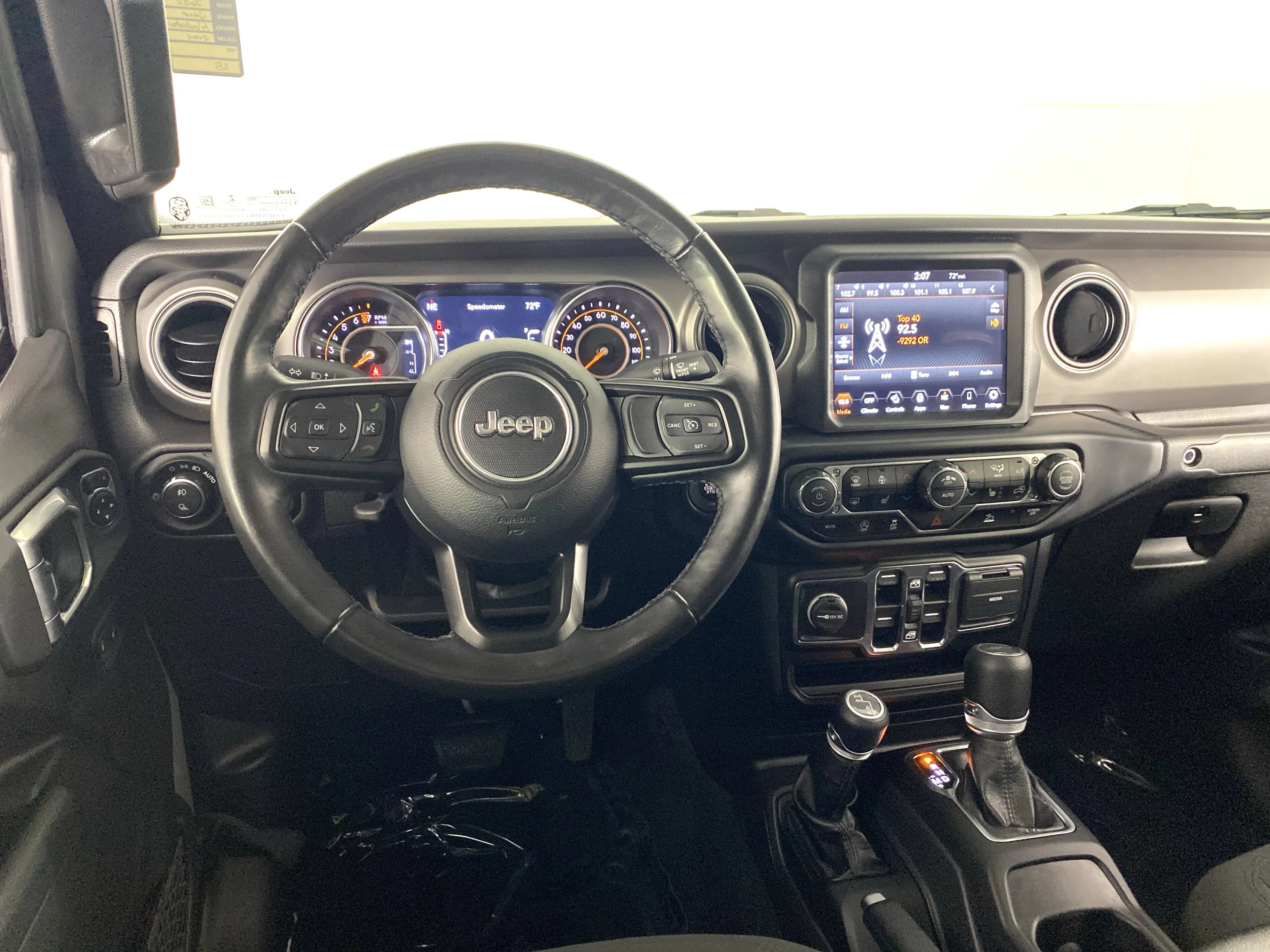 Used 2022 Sting-Gray Clearcoat Jeep  image 20