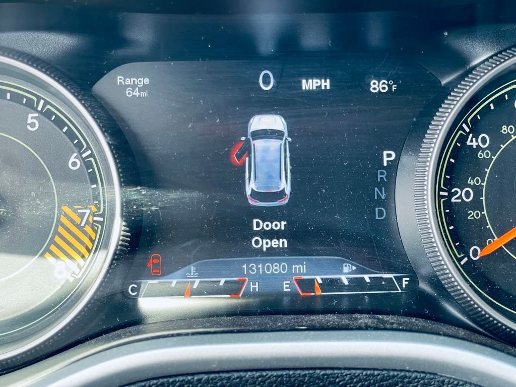 Used 2018 Gray Jeep Trailhawk image 17