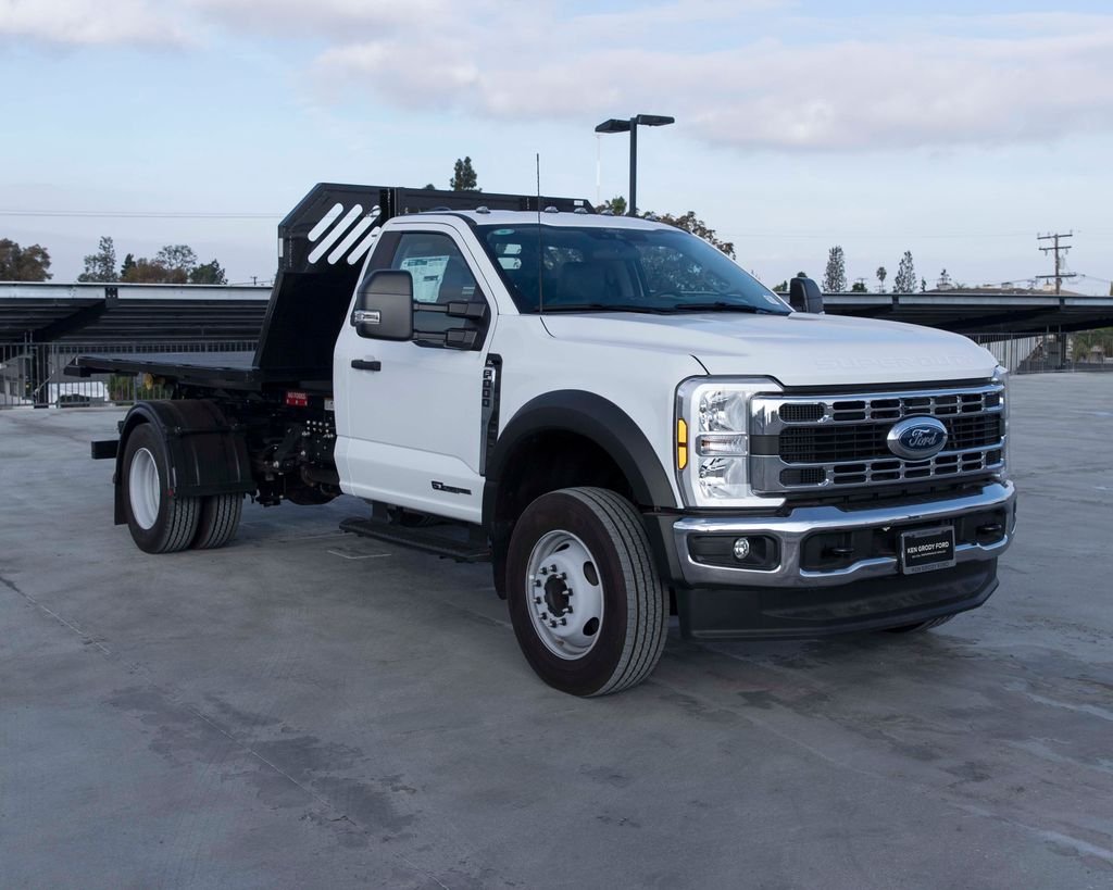 2025 Ford F-550 Super Duty Chassis Cab XL - Photo 19