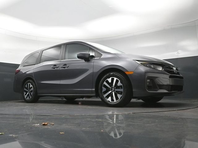 Certified Used 2025 Modern Steel Metallic Honda EX-L image 24