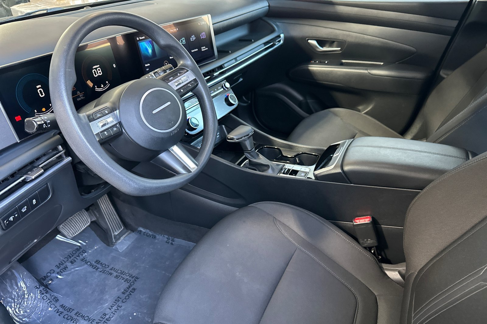 Used 2025 Black Hyundai SEL image 10