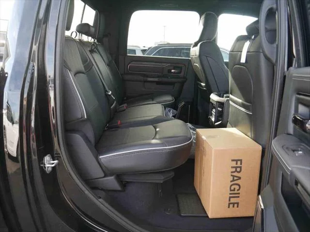 2026 RAM 3500 Limited - Photo 32