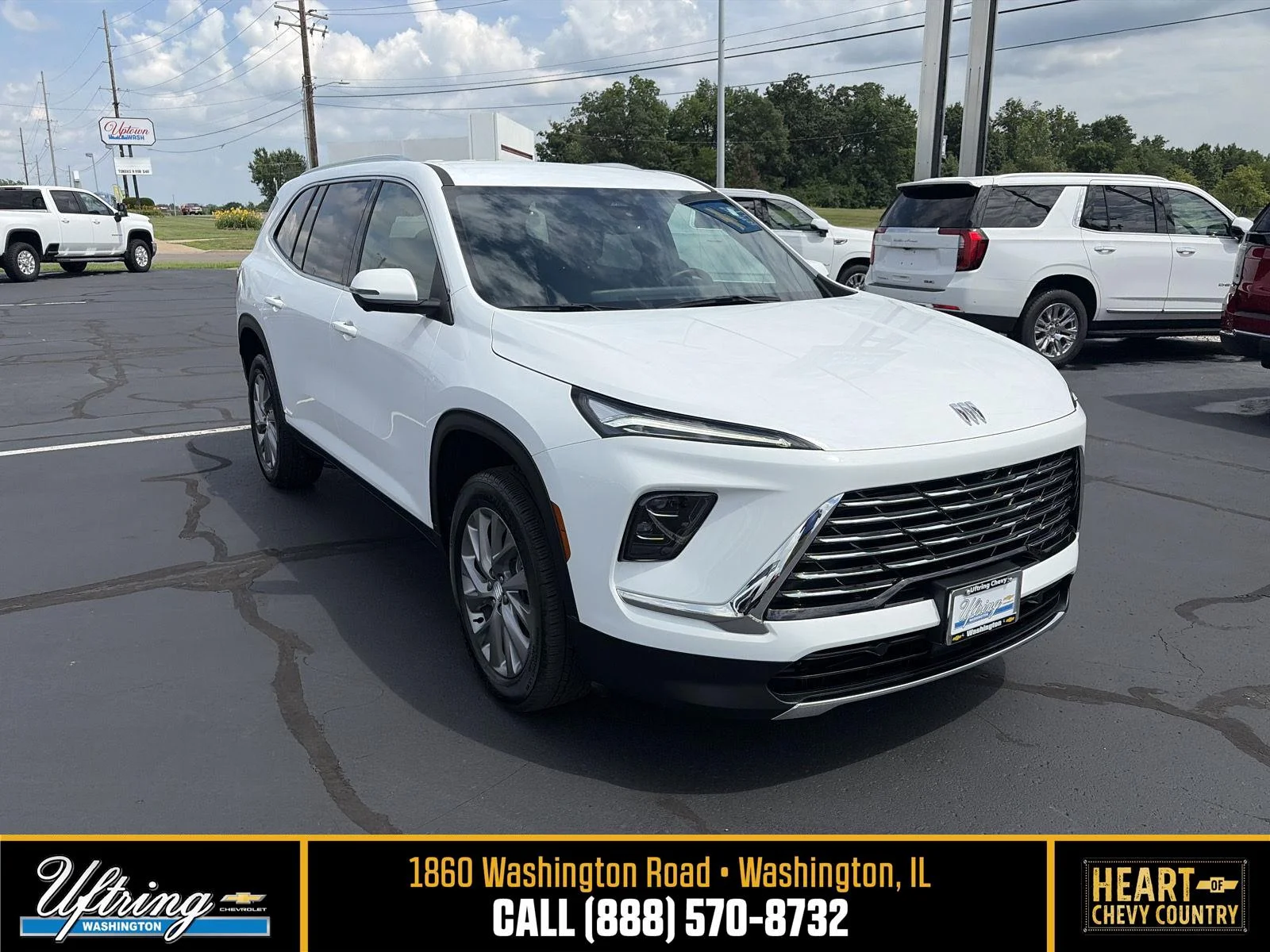 Used 2025 Summit White Buick Preferred image 1