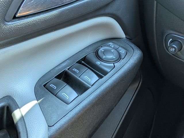 Used 2021 White Chevrolet LS image 24