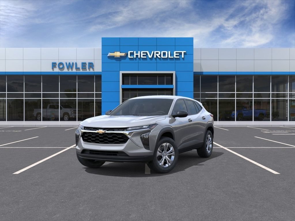 2026 Chevrolet Trax LS - Photo 8