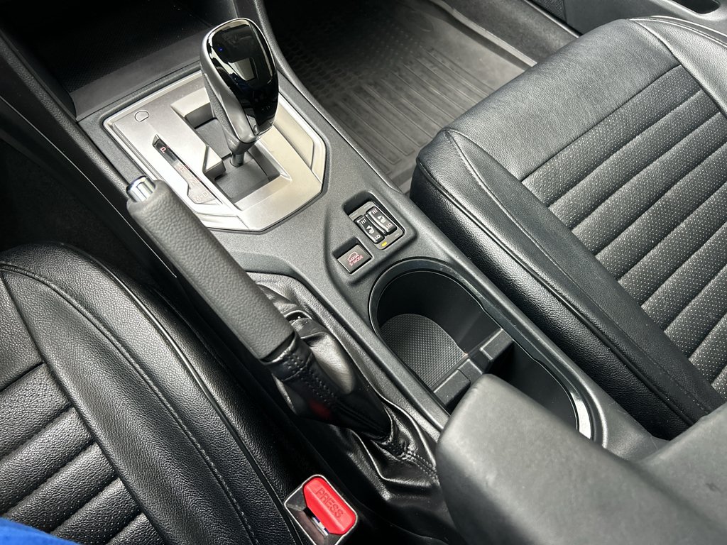 Used 2018 Dark Gray Metallic Subaru Premium image 22
