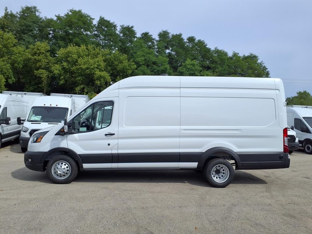 New 2027 Oxford White Ford Cargo Van image 3