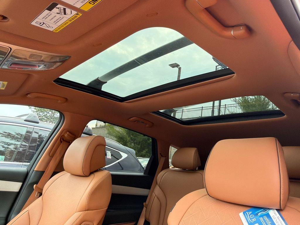 New 2026 White Genesis 2.5T Prestige image 33