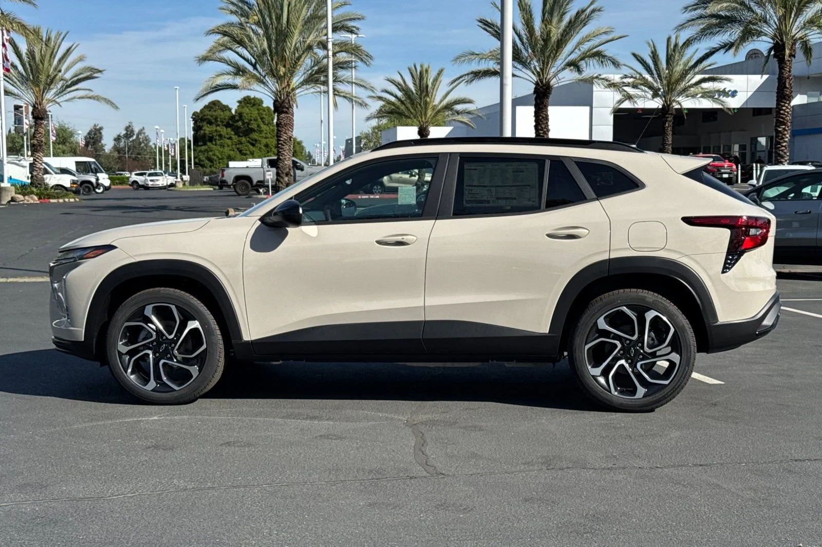 2026 Chevrolet Trax RS - Photo 6