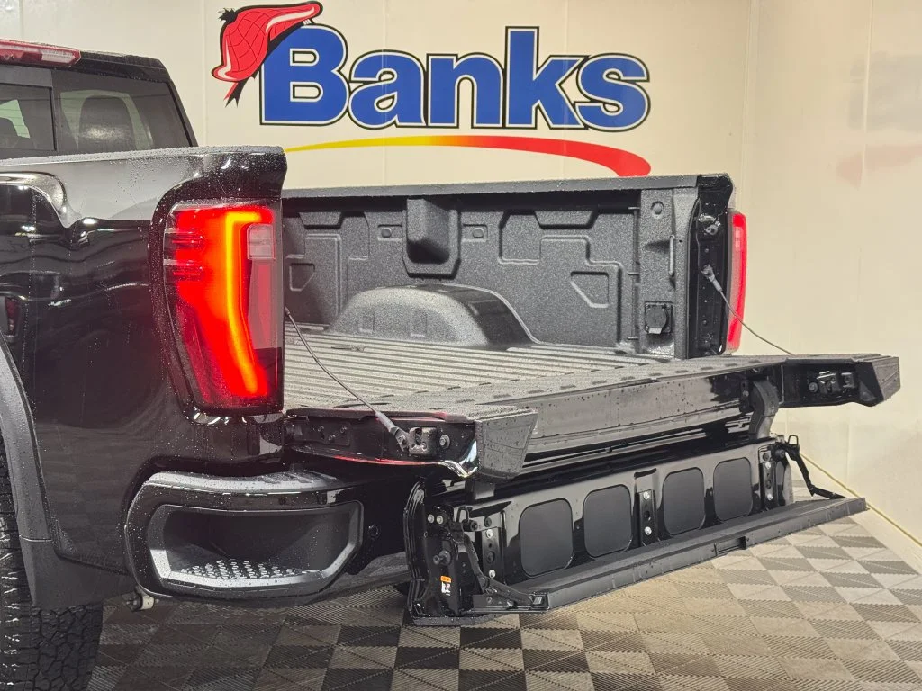 2026 GMC Sierra 3500HD Denali - Photo 8